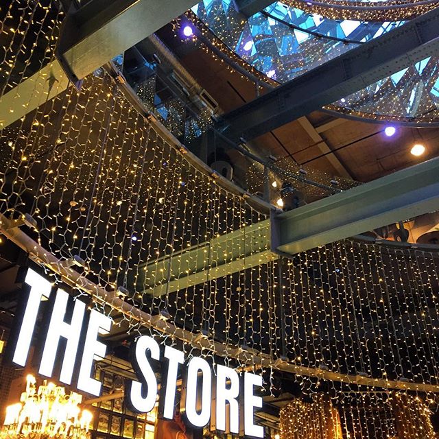Walking into the entrance of the #Guinessstorehouse #Guiness #sparkly #dublin #ireland