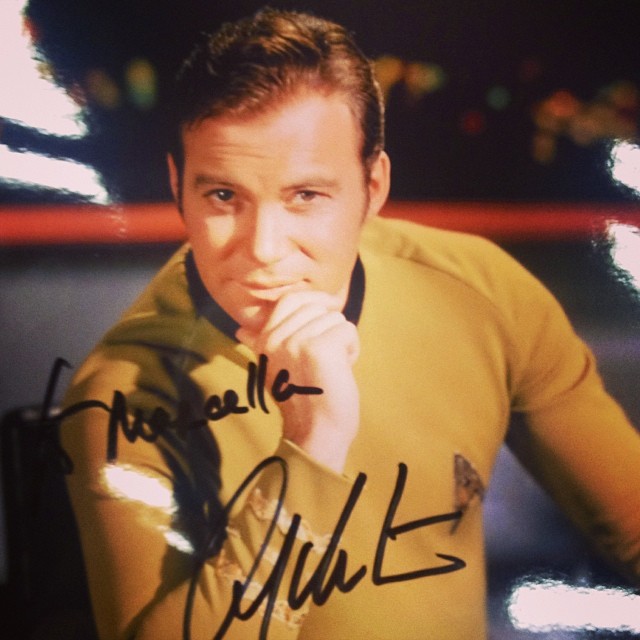 I finally got to meet William Shatner!! I just love the man :)