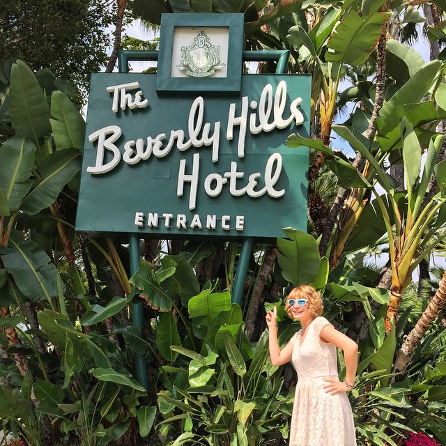 Had to get a pic with the sign! #TheBeverlyHillsHotel