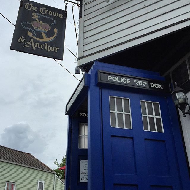 no better entrance to a pub than through a #tardis – Absolutely loved #thecrownandanchor #doctorwho #policepubliccallbox #fandom #whovian