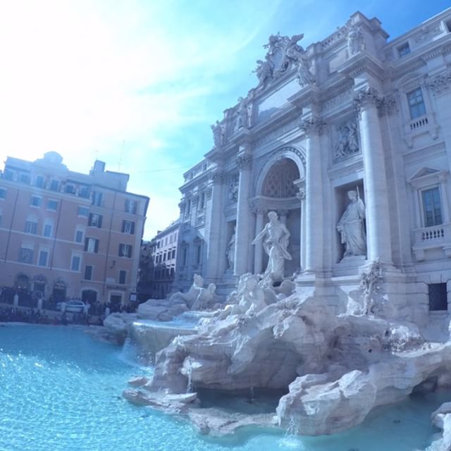 It's fun to get away ️  #trevifountain #rome #italy