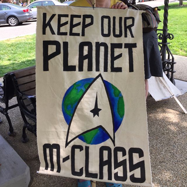 We ran into Leo there #peoplesclimatemarch #peoplesclimate #imwithearth #washingtondc #dc #protest #startrek #geek