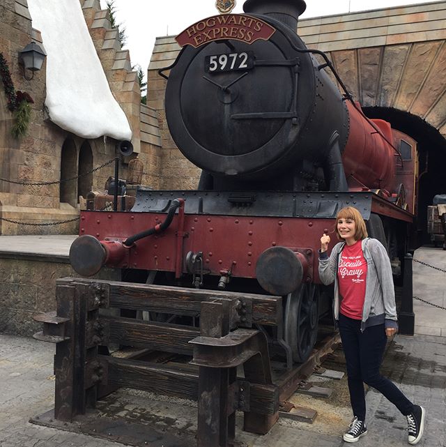 Hogwarts Express & goblins! #harrypotter #wizardingworldofharrypotter #universalstudios #vacationtime #travel #florida #potterhead