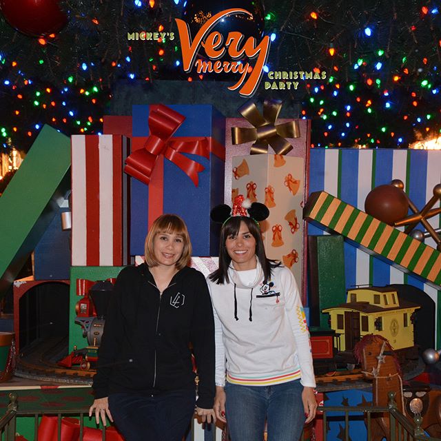 Day 5 – Mickey’s Very Merry Christmas Party! #verymerry #disney #disneyworld #happiestplaceonearth #sisters #vacation #travel #snow