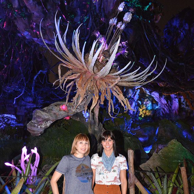 Disney Day 6 – so beautiful at night! #animalkingdom #disney #disneyworld #avatar #pandora #riveroflight #happiestplaceonearth #sisters #vacation #travel